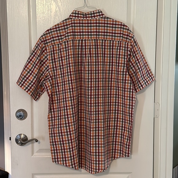 Men’s Arrow size XL short sleeve plaid button up shirt - Picture 2 of 3
